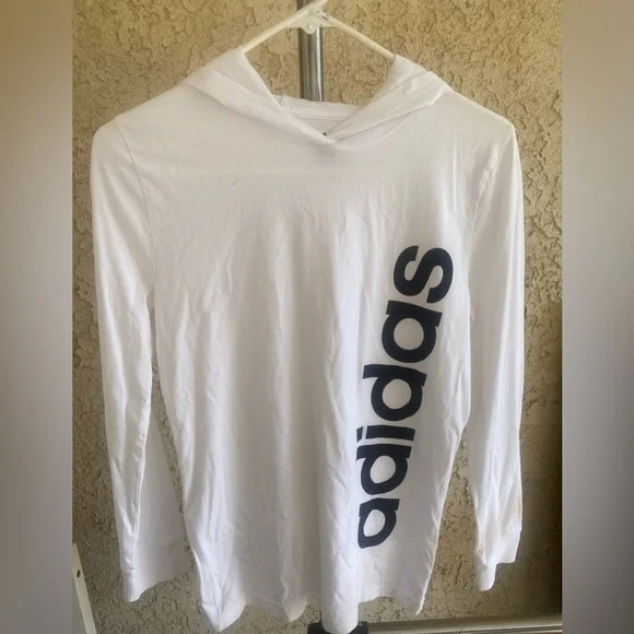 Adidas long sleeve sweatshirt - Picture 2 of 5